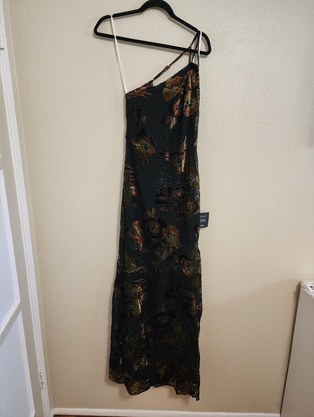 Lulus Ethereal Entrance Black Velvet Burnout One-Shoulder Maxi Dress XS Wedding - Picture 6 of 10